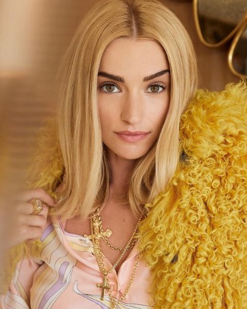 Brianne Howey